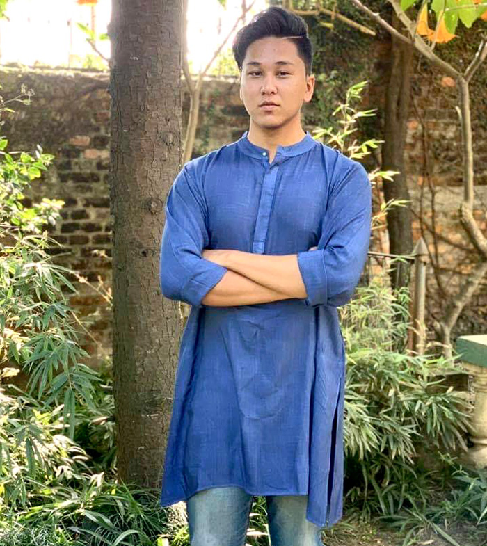 Plain Men's Kurtha Blue